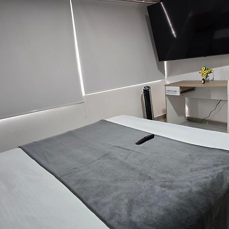Apartamento Guatape Plaza エクステリア 写真